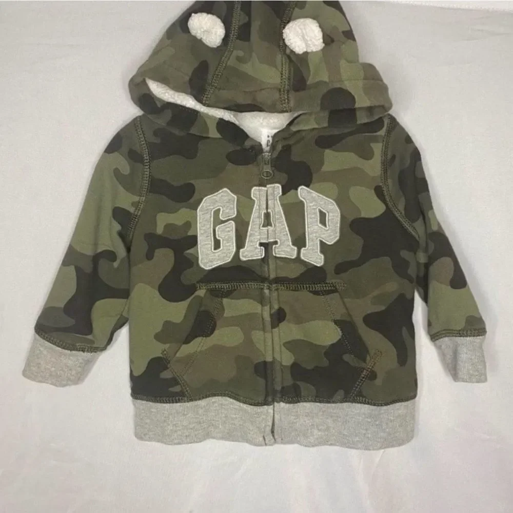Baby Gap Green Camo Zip-Up Hoodie Size 6-12M